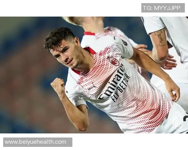 半场：米兰1-2都灵，拉比奥国际波，托莫里送点，莱奥伤退